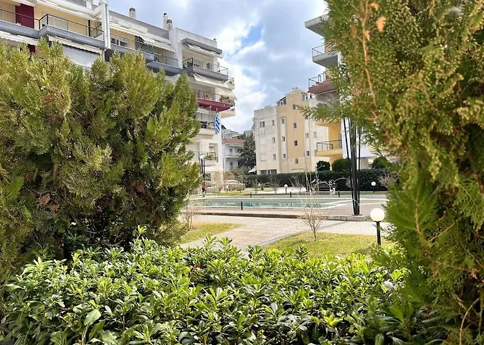 Jimmy\'S Pool Apartment