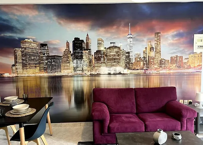 Jimmy\'S Pool Apartment
