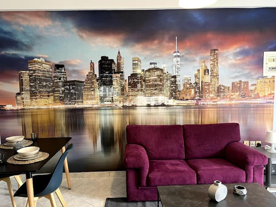 Jimmy's Pool Apartment *
